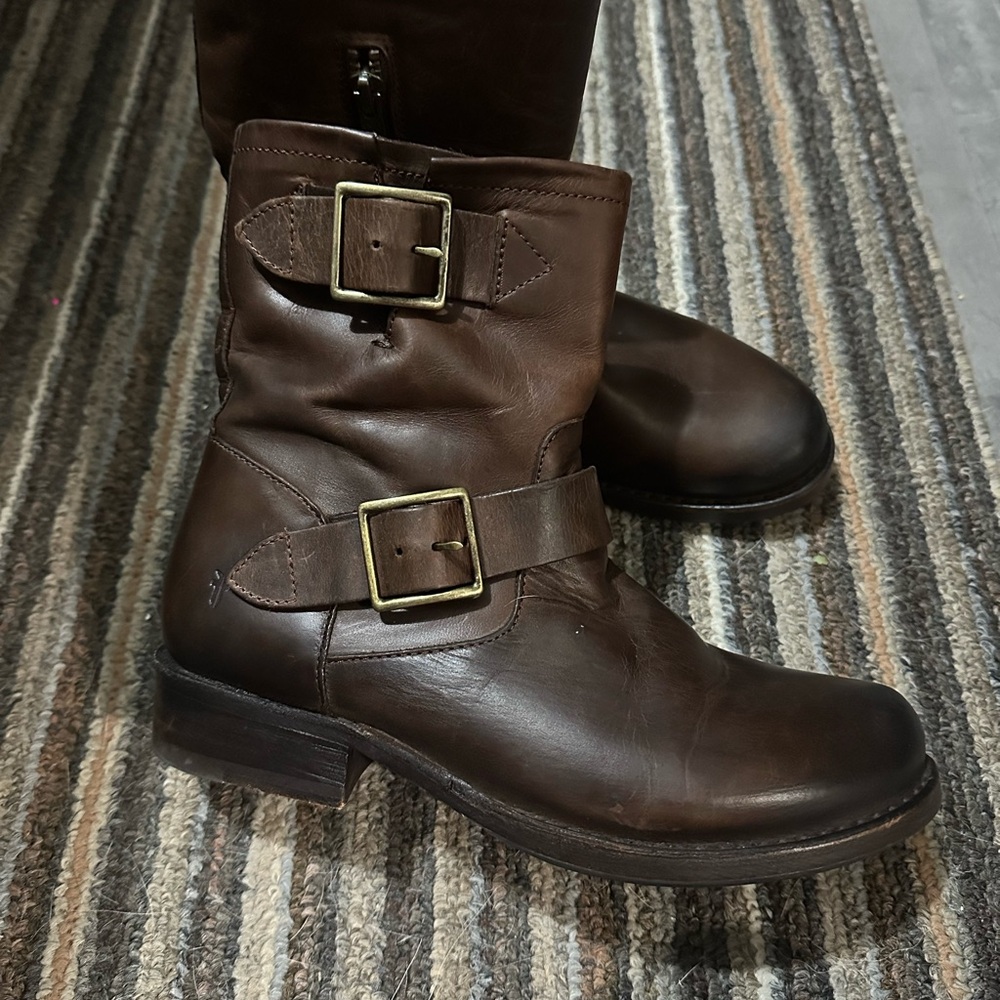 Frye Vicky Engineer Moto Brown Real Leather Belted Mid Calf Ankle Boot - Picture 2 of 13